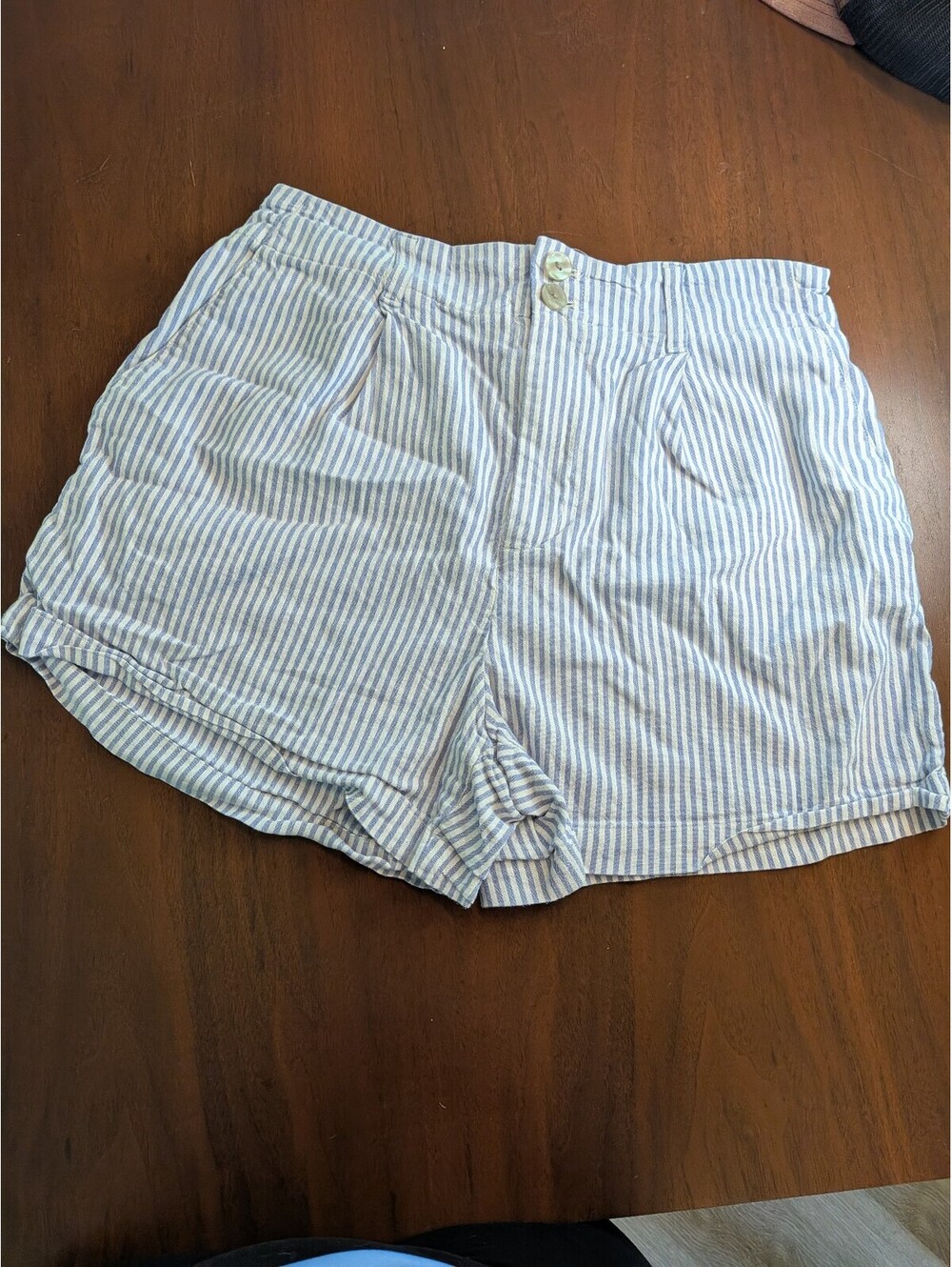 Lauren Conrad Curvy Shorts Women's Size 8 Blue White Striped Linen Blend